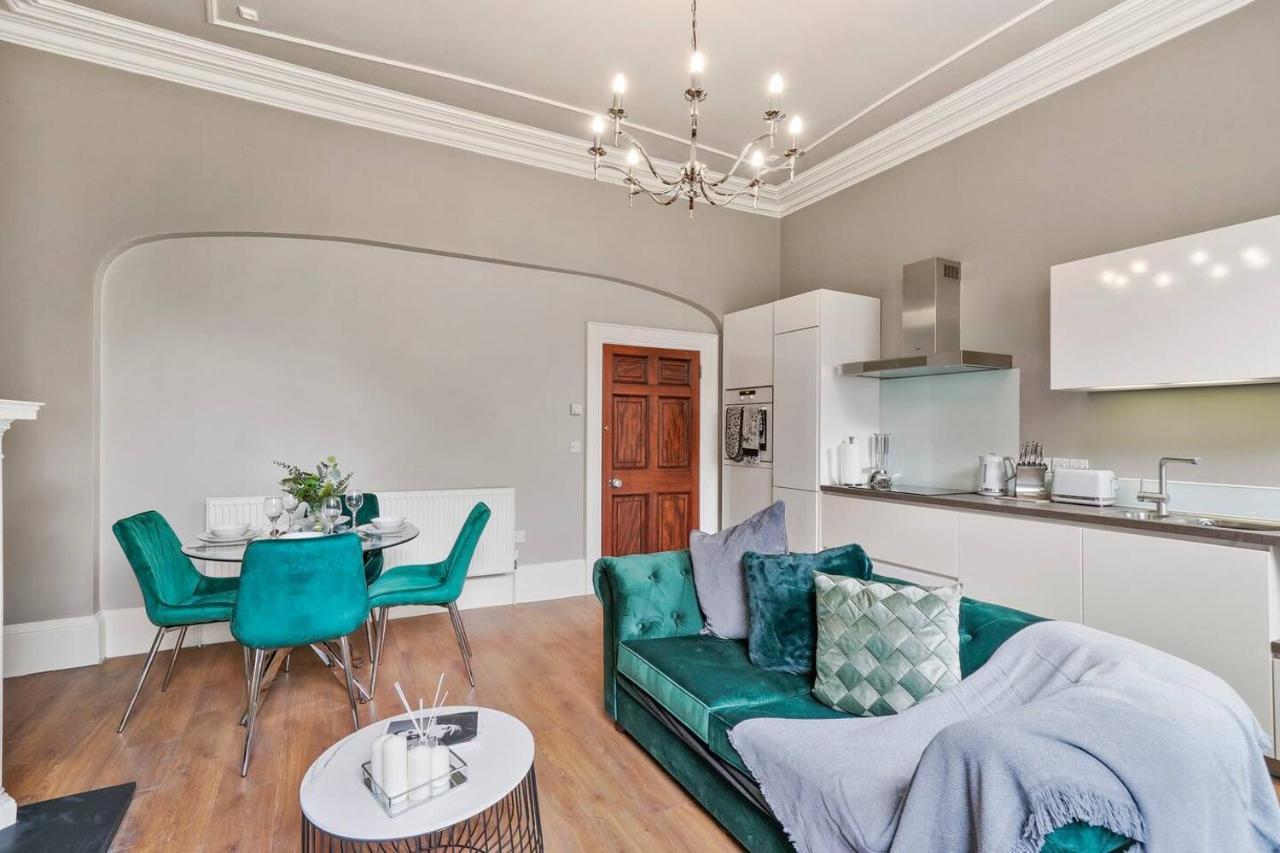 Lovely Central Wakefield Apartment - Parking Ngoại thất bức ảnh